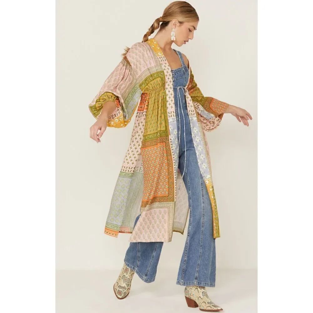 NWOT JEN'S PIRATE BOOTY WOMEN'S DAYDREAM MANON MULTICOLORED KIMONO